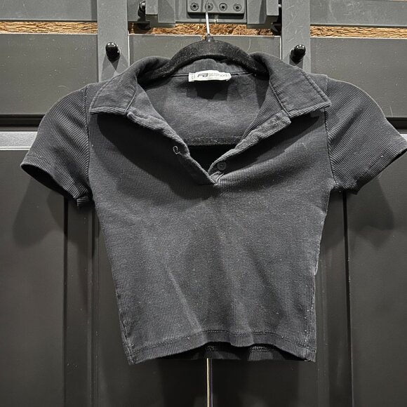 Cropped Black Collared Polo Style Shirt - Picture 1 of 3